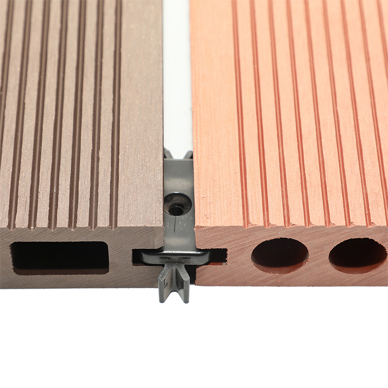 Kẹp nhựa cho sàn composite WPC